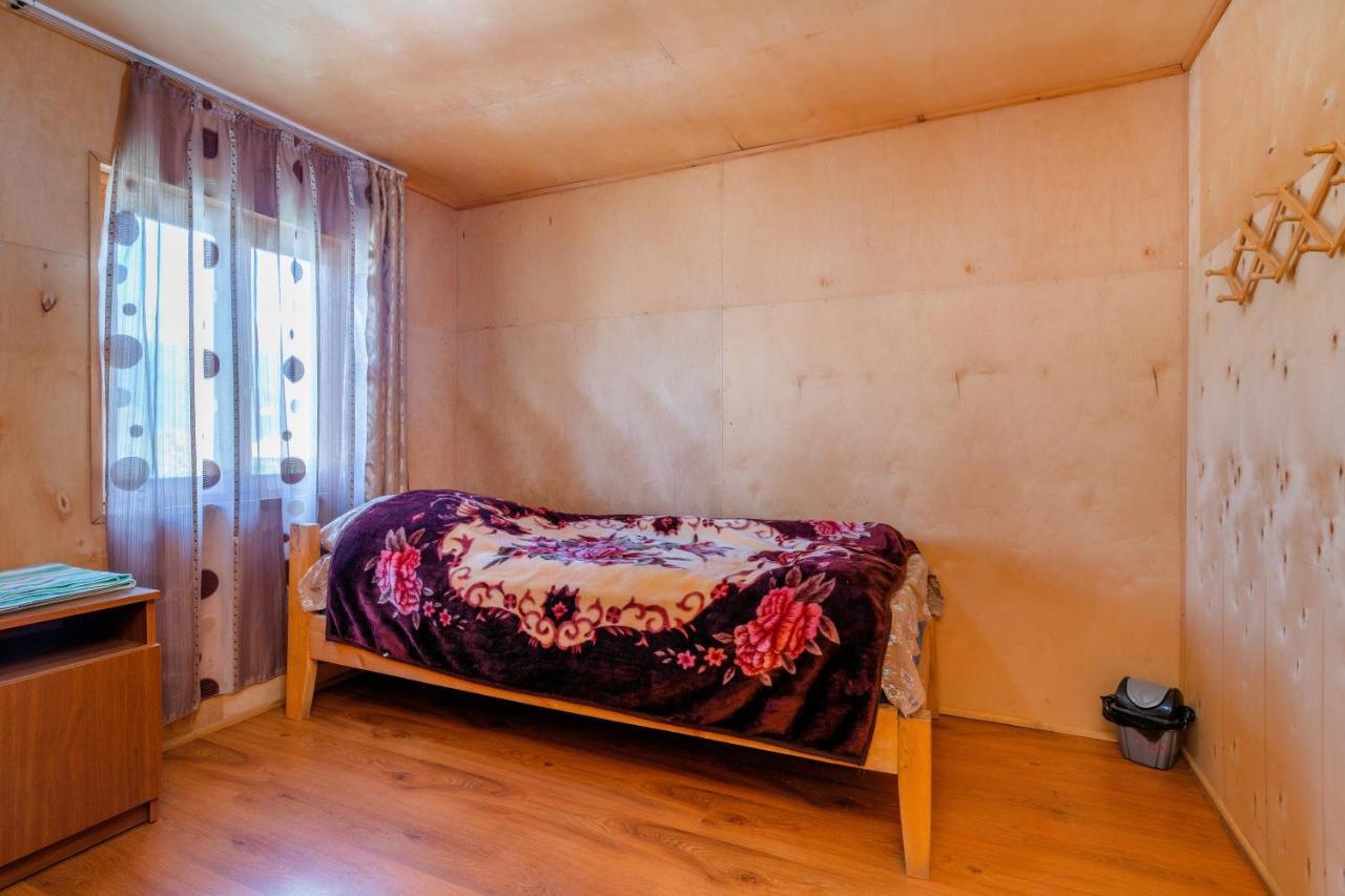 Guest House Old Omalo ภายนอก รูปภาพ