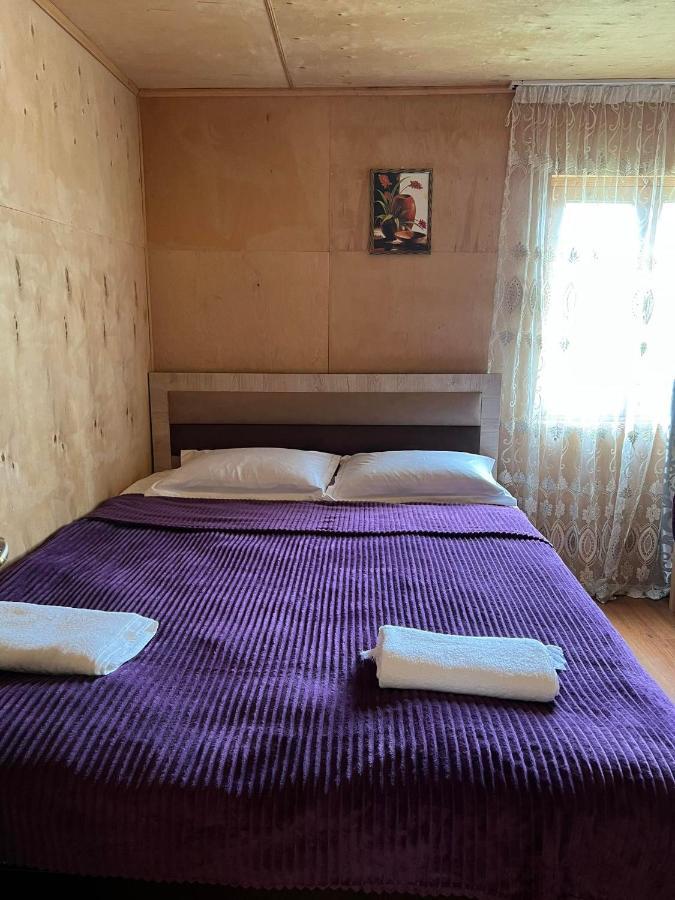 Guest House Old Omalo ภายนอก รูปภาพ